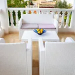 Atalaya Bosque Апартаменти *